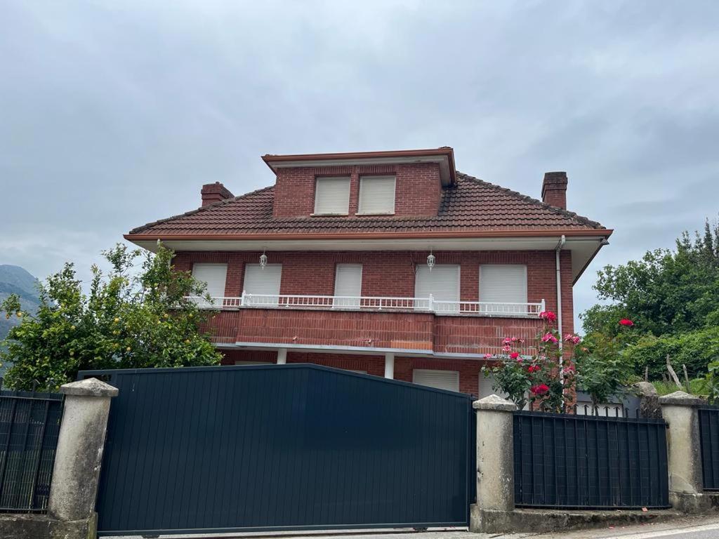 Casamentera Βίλα Mentera Barruelo Εξωτερικό φωτογραφία